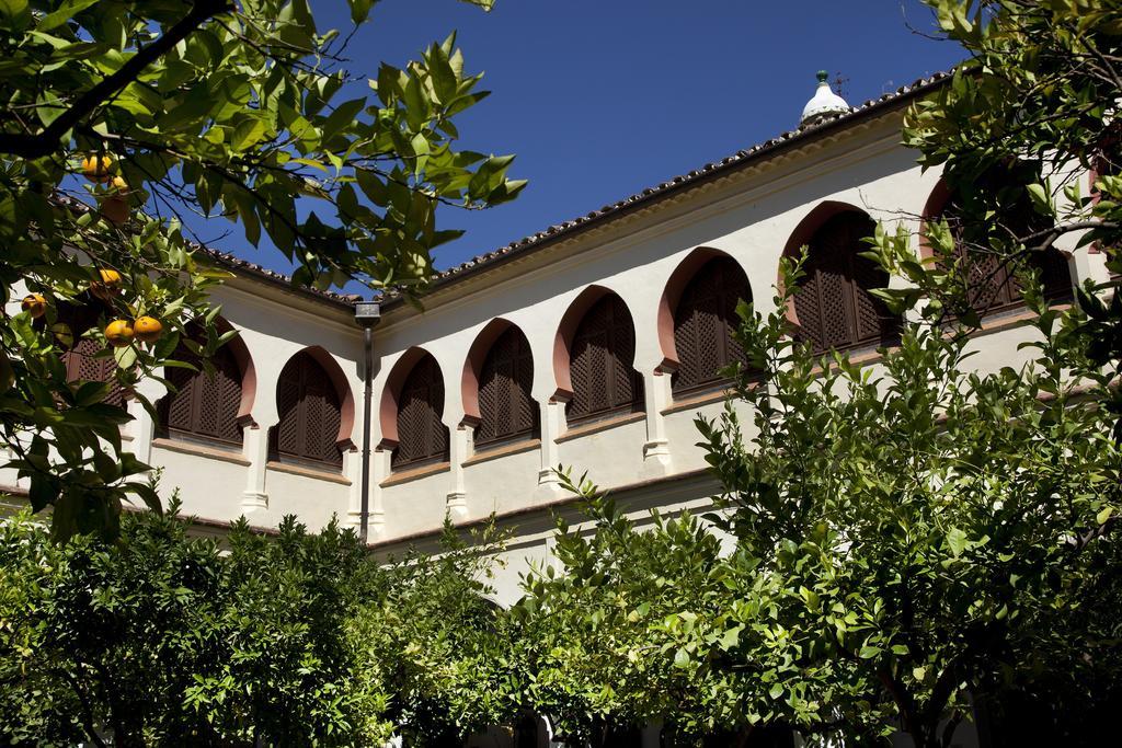 Parador De Guadalupe Exterior photo